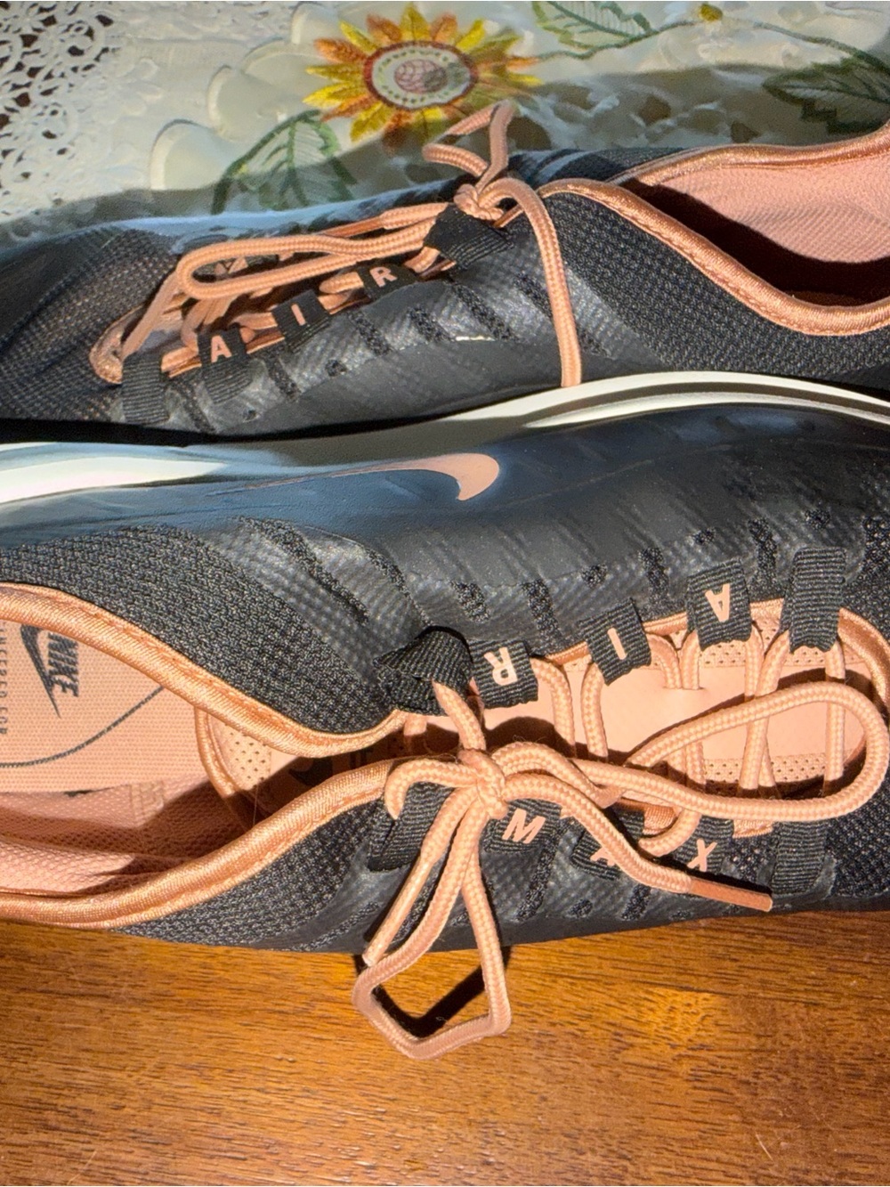 Nike Women’s Black & Peach Axis Running Shoes